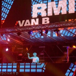 Armin van Buuren show