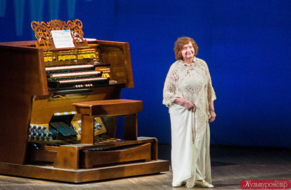 Новый орган в Оперном театре (2)