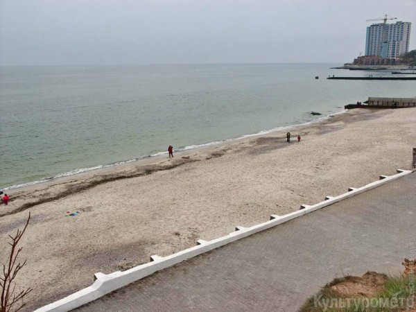 Этот же пляж несколько лет назад. Фото: Вадим Животовский