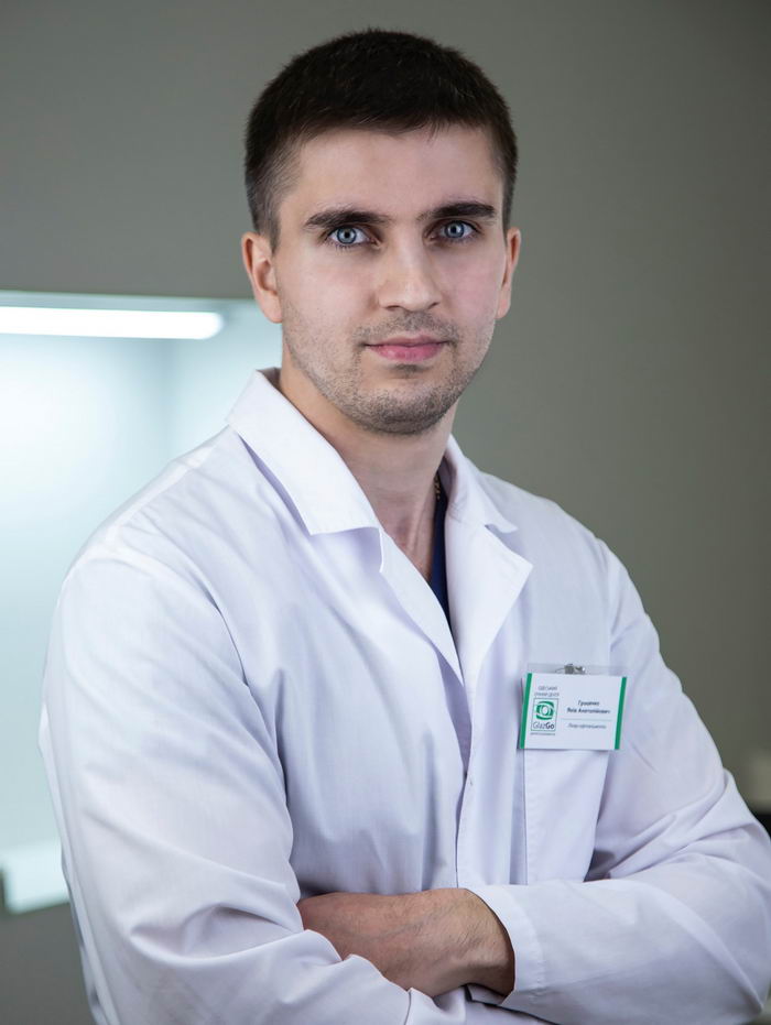Хирург-офтальмолог Яков Гриценко из Одессы