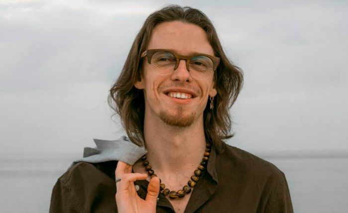 Поет Едгар Вінницький